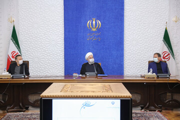 الرئيس روحاني: لانسمح ان تترك المشاكل الاقتصادية تأثيرا على تنمية البلاد