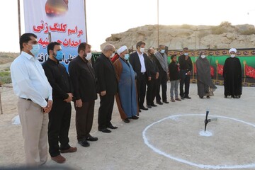 برگزاری آیین کلنگ زنی حسینیه هیات حضرت علی اصغر (ع) قشم