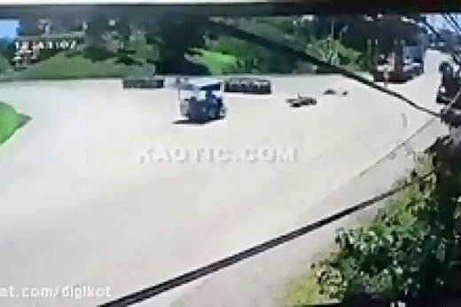 ببینید | تصادف وحشتناک در تایلند