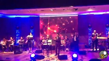 کیهان:خوانندگان لس‌آنجلسی پول طرفدارانشان را بالا کشیدند