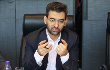 دیدار مجمع نمایندگان و استاندار همدان با وزیر ارتباطات و فناوری اطلاعات