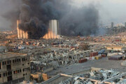 ببینید | آتش‌سوزی گسترده در بندر بیروت یک ماه پس از انفجار مرگبار