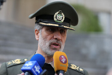 Defense Minister: Iranian defense industry, self-sufficient