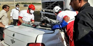 انحراف به چپ تریلی دو نفر را به کام مرگ فرستاد