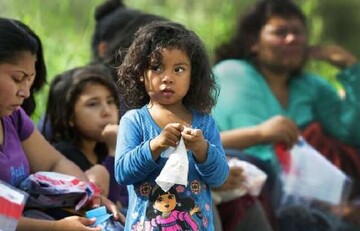  ترامپ ۸۸۰۰ کودک مهاجر را اخراج کرد