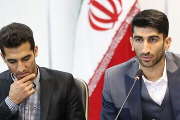 اشک‌های وحید امیری و دلداری بیرانوند به او بعد از بازی عراق/عکس 