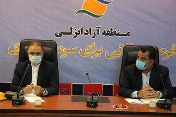 همکاری سه جانبه سازمان منطقه آزاد انزلی، کشتیرانی خزر و سرکنسولگری ایران زمینه تسهیل و توسعه مراودات با روسیه را فرآهم می کند 