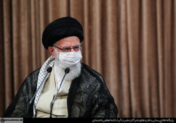 قائد الثورة الاسلامیة : الدفاع المقدس أكثر حركات الشعب الايراني عقلانية