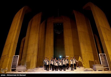 کاروان نمادین راهیان کربلا
