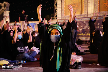 سفره حضرت رقیه(س) در میدان امام حسین(ع)