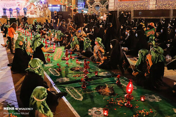 سفره حضرت رقیه(س) در میدان امام حسین(ع)