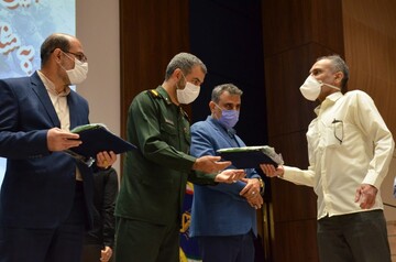 ۴۰ رزمنده خرمشهری مورد تجلیل قرار گرفتند