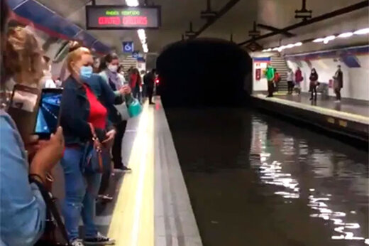 ببینید | متروی مادرید زیر آب رفت