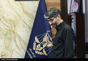 توضیح رئیس سازمان زندان‌ها درباره وجود اقلام ممنوعه در زندان: هیچ زندانی به صورت علنی موبایل ندارد 