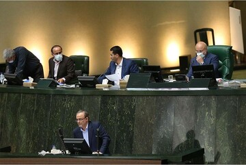 حاشیه‌های جلسه رای اعتماد به وزیر پیشنهادی صمت