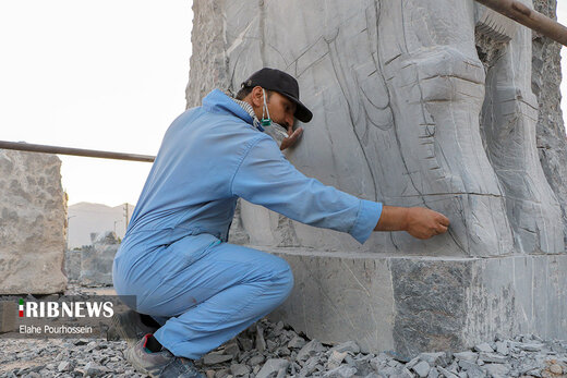 ساخت المان‌های باغ موزه سنگ شیراز
