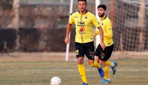 منصوریان بازیکن جدید خرید