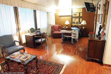 بیمارستانی که ترامپ در آن بستری شده است.