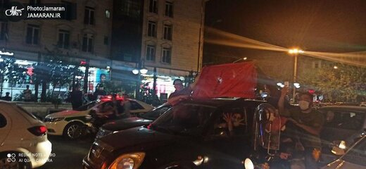 شادی بی پایان هواداران پرسپولیس پس از صعود به فینال لیگ قهرمانان آسیا، منیریه تهران