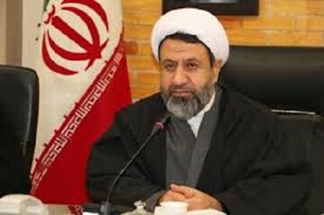 امام جمعه کرمان بر تسویه بدهی آموزش و پرورش به اوقاف تاکید کرد
