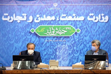 وزیر صنعت:شرایط سخت کنونی اقتصاد را پشت سر می‌گذاریم

