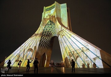 ویدئو مپینگ برج آزادی به مناسبت هفته تهران