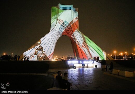 ویدئو مپینگ برج آزادی به مناسبت هفته تهران