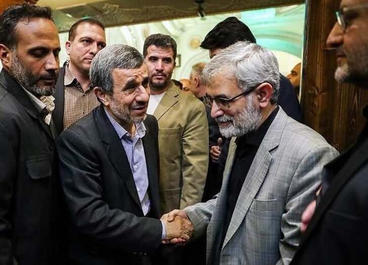 احمدی نژاد و شیرین‌کاری هایی که هر لحظه به روز می شود