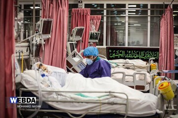 تصاویر تماشایی محمد نسیمی از بخش مراقبت‌های ویژه کرونا: به تو از دور سلام