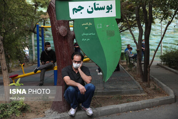 حال و هوای هواداران استاد شجریان مقابل بیمارستان جم پس از شنیدن خبر درگذشت او