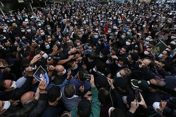 عکس| فداکاری همایون شجریان برای تسکین عاشقان داغدیده استاد