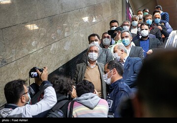 هشدار جدی دولت به مبتلایان به کرونا که از خانه خارج می شوند /ربیعی: نمی‌خواهیم در اجرای طرح استفاده از ماسک درگیری فیزیکی رخ دهد