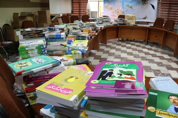۴۰۰۰  جلد کتاب به کتابخانه های عمومی استان کردستان اهدا شد