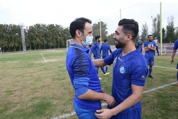 دو استقلالی مشکوک به کرونا