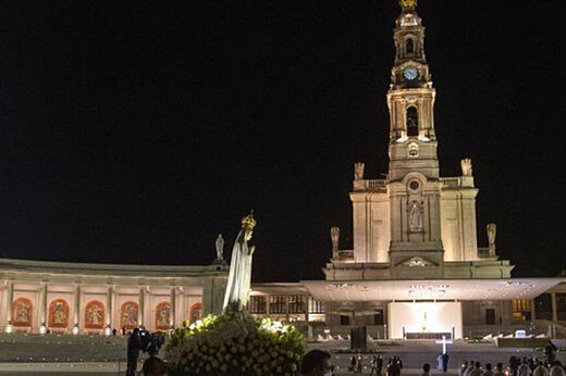 ببینید | دعای گروهی در پرتغال برای پایان همه‌گیری کرونا