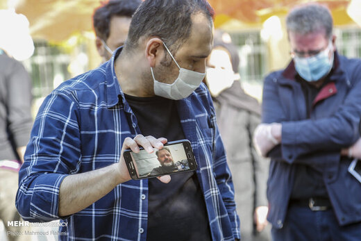مراسم خاکسپاری مرحوم اکبر عالمی