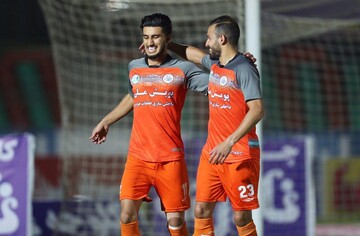 خرید جدید پرسپولیس در تمرینات این تیم حاضر شد/عکس