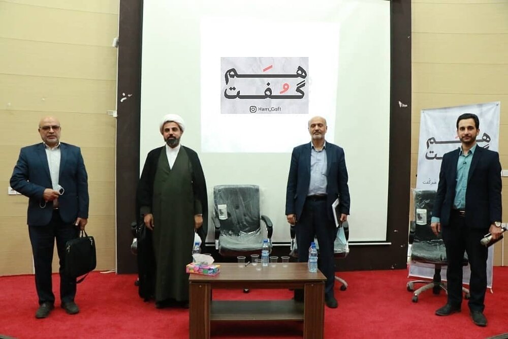 نشست کارشناسی «هم‌ گفت» با حضور فعالان اجتماعی و چند عضو شورای شهر اهواز  برگزار شد
