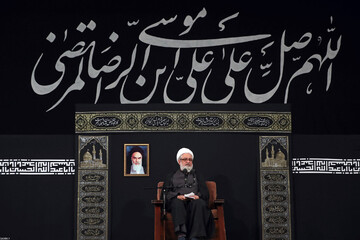 مراسم عزاداری شهادت امام رضا(ع) در حضور رهبر انقلاب