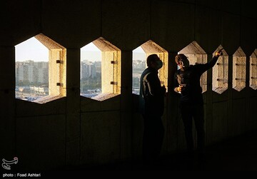 چهل و نهمین سالگرد تاسیس برج آزادی