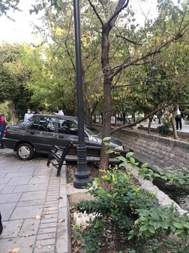تصادف عجیب در بلوار کشاورز تهران