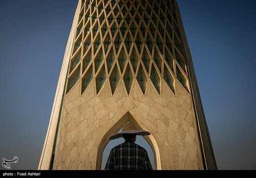 چهل و نهمین سالگرد تاسیس برج آزادی