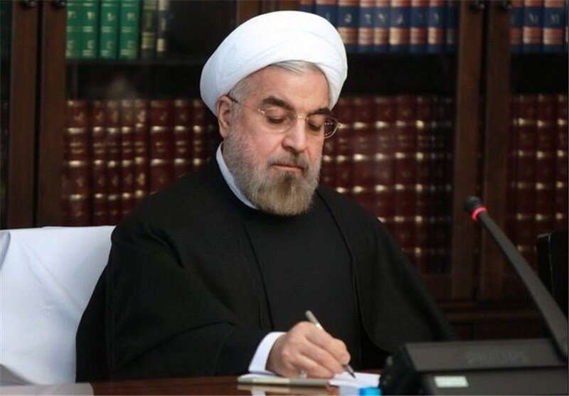 روحانی به وزیر بهداشت: مسیر دشوار است، جز صبر و تدبیر چاره ای نیست