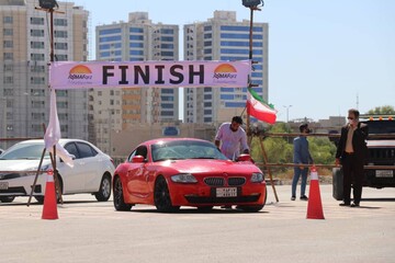 بازدید مدیرعامل سازمان منطقه آزاد قشم از مراحل آماده سازی پیست اتومبیلرانی مسابقات اسلالوم قشم