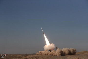 تصاویر | پایان رزمایش پدافند هوایی مدافعان آسمان ولایت با شلیک موفقیت آمیز باور ۳۷۳