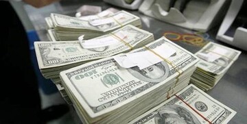 دستگیری بیش از ۴۰ دلال خیابانی ارز در اصفهان