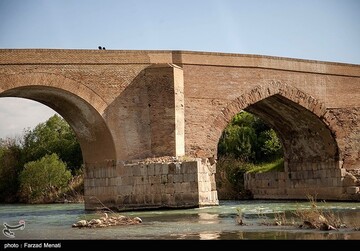 پل کهنه ساسانی در آستانه تخریب