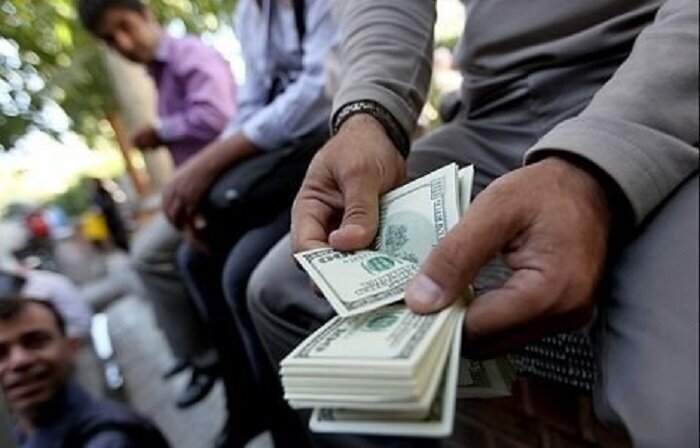 پیش‌بینی رییس اسبق کانون صرافان از قیمت دلار در دولت سیزدهم