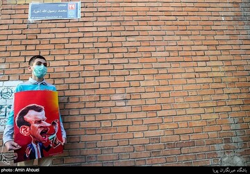 تجمع اعتراضی مقابل سفارت فرانسه در پی اهانت به پیامبر(ص)