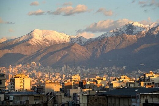 هوای تهران بر مدار آلودگی/ هشدار به گروه‌های حساس